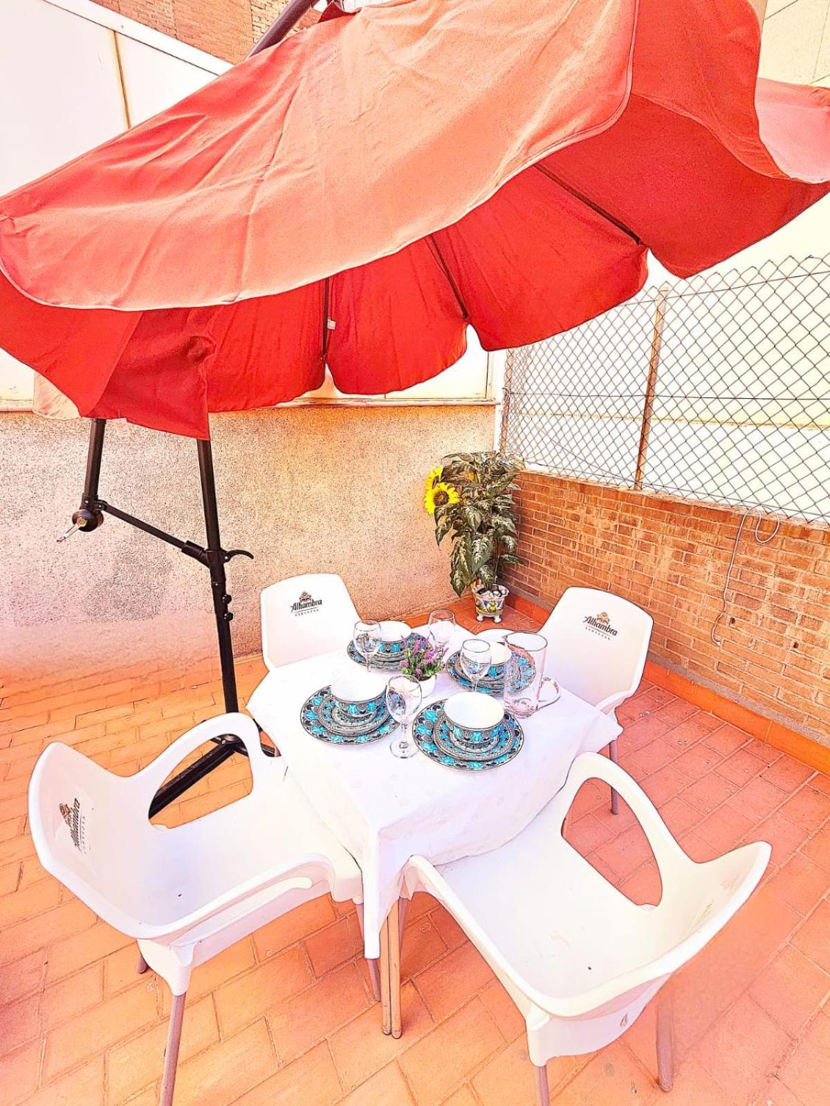 Apartamento Montserrat Almería Exterior photo