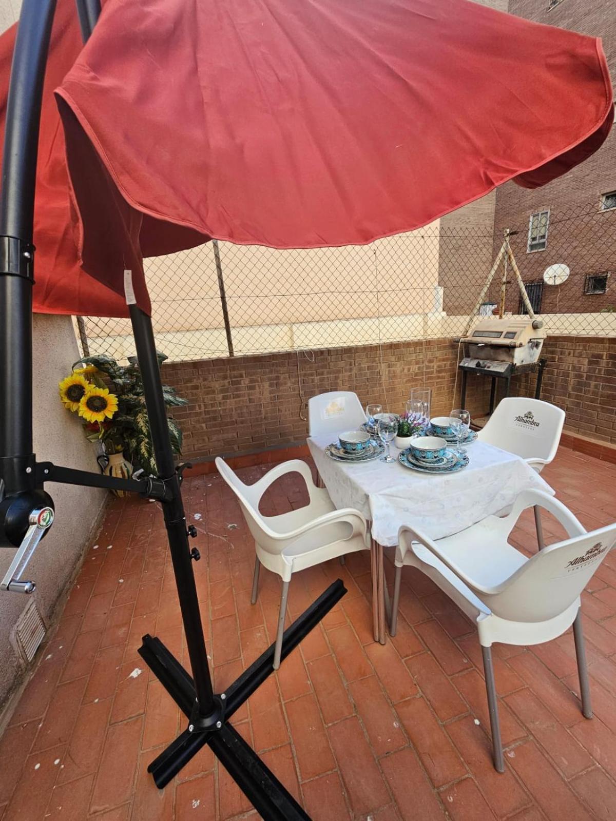 Apartamento Montserrat Almería Exterior photo